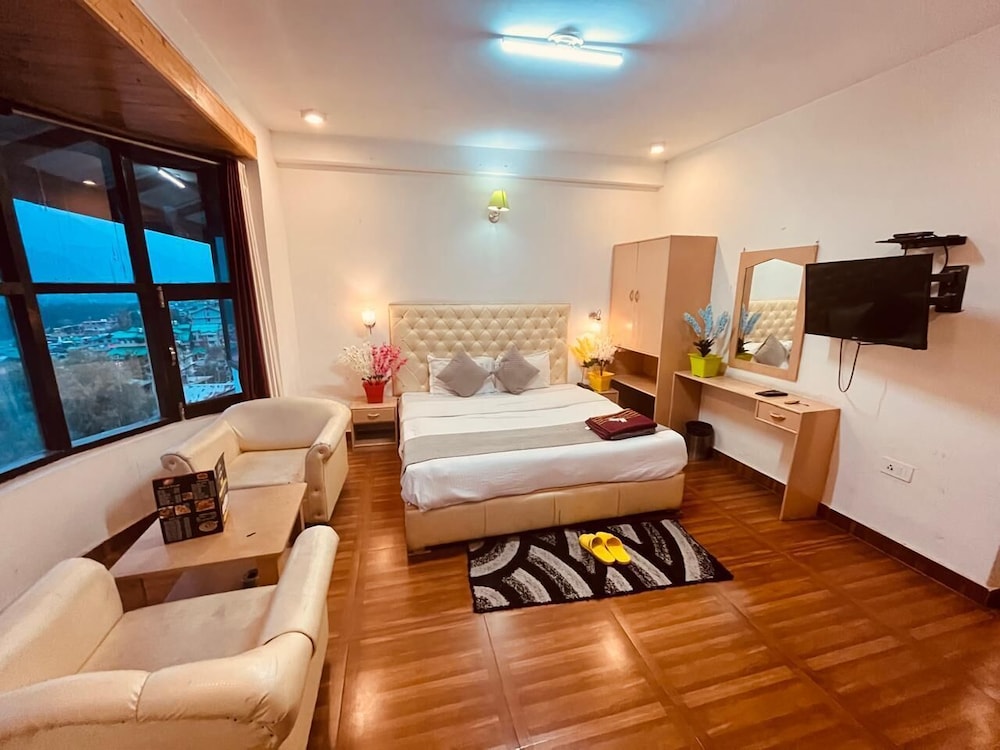 hotel hadimba palace manali