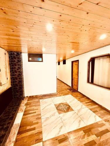 hotel hadimba palace manali