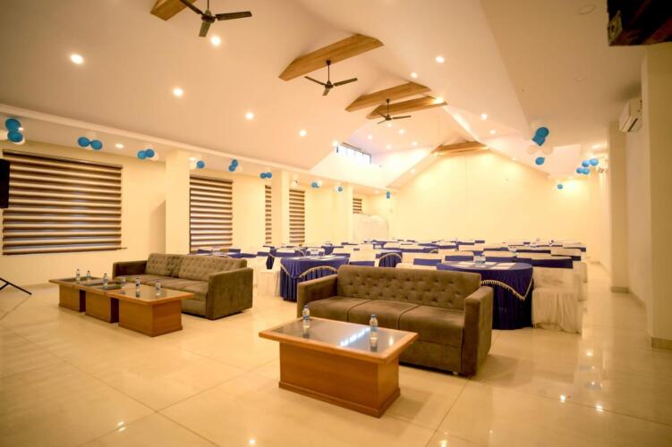 hotel shivalik