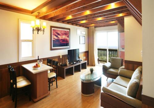 aewol parkhill village