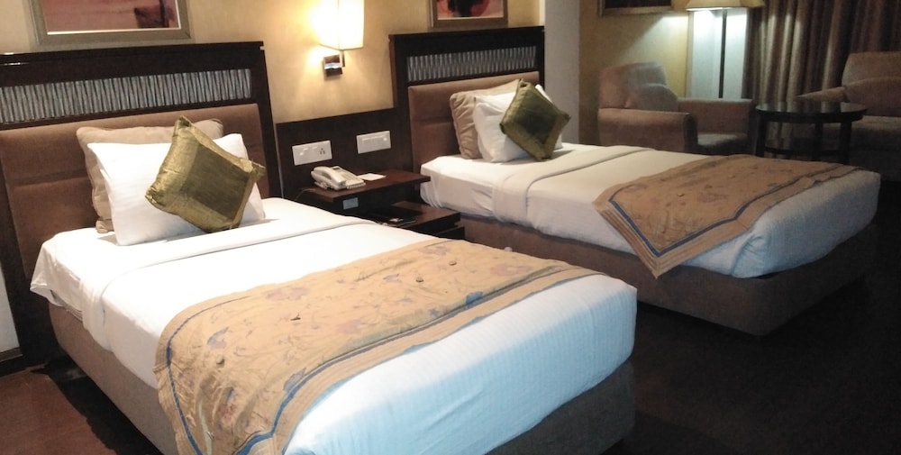 hotel western court