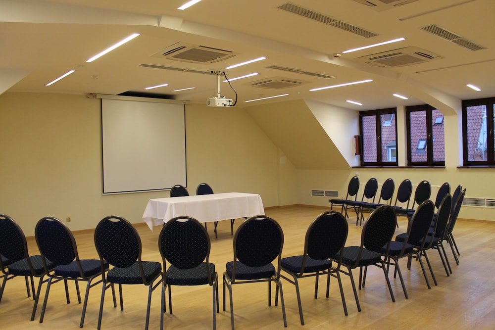 jess hotel krolewski gdansk old town