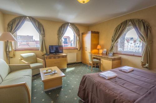 jess hotel krolewski gdansk old town