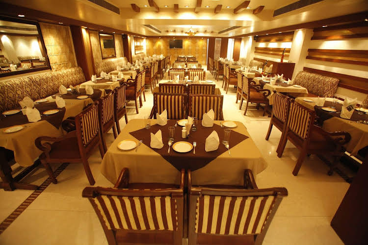 mahalakshmi palace hotel