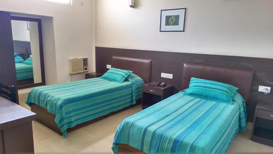marinas motel