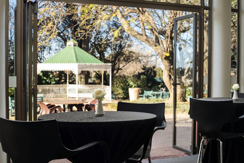 protea hotel by marriott johannesburg wanderers