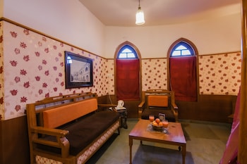 heritage khirasara palace