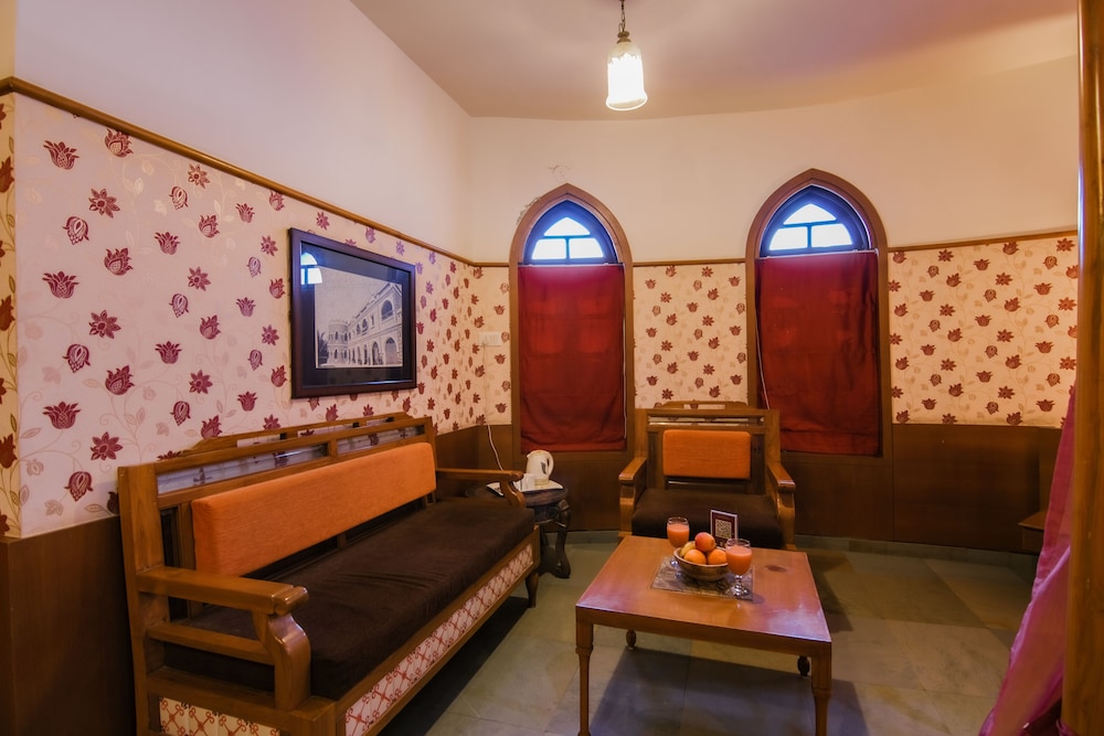 heritage khirasara palace