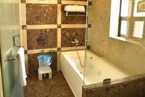 Hotel Fortune Palace,Rajkot>>Jamnagar,4 star