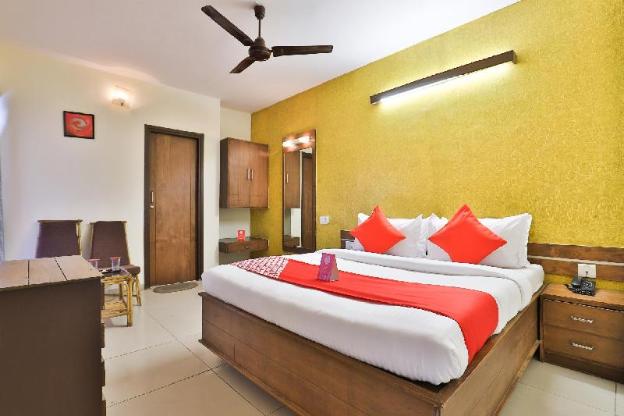 oyo 14411 hotel royal