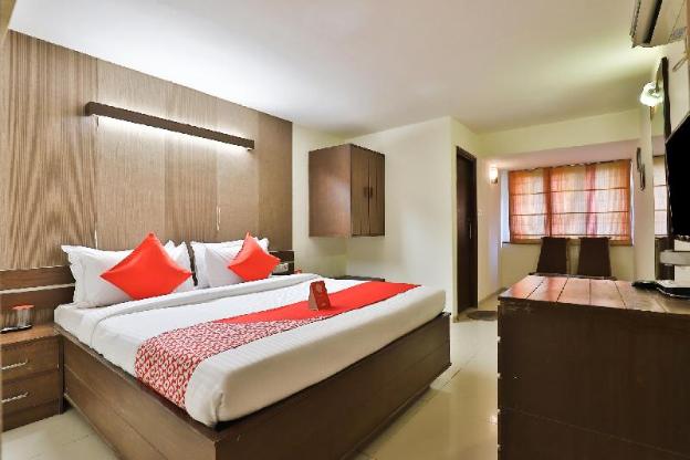 oyo 14411 hotel royal