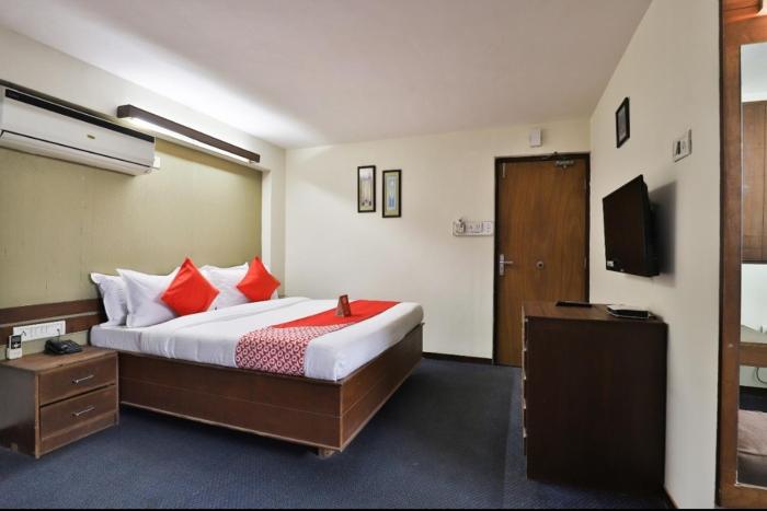 oyo 14411 hotel royal