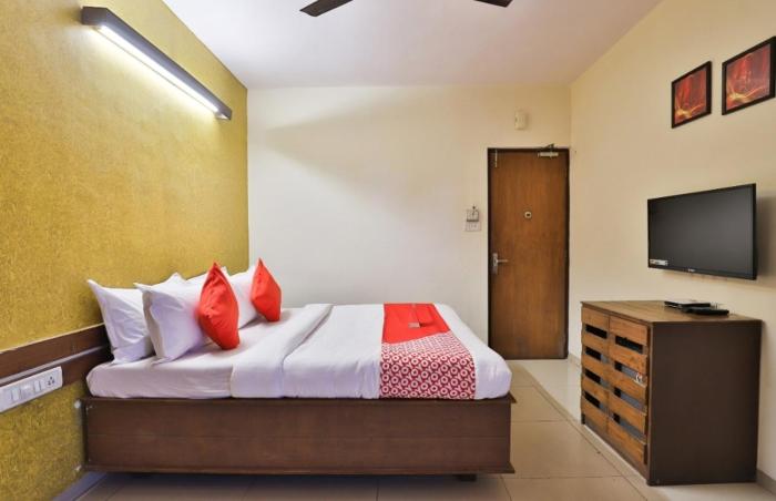 oyo 14411 hotel royal