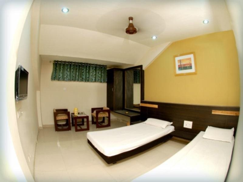 Hotel Rahi,India>>Vadodara,2 star