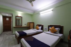 Spot On Hotel Hilltop,India>>Vadodara,2 star