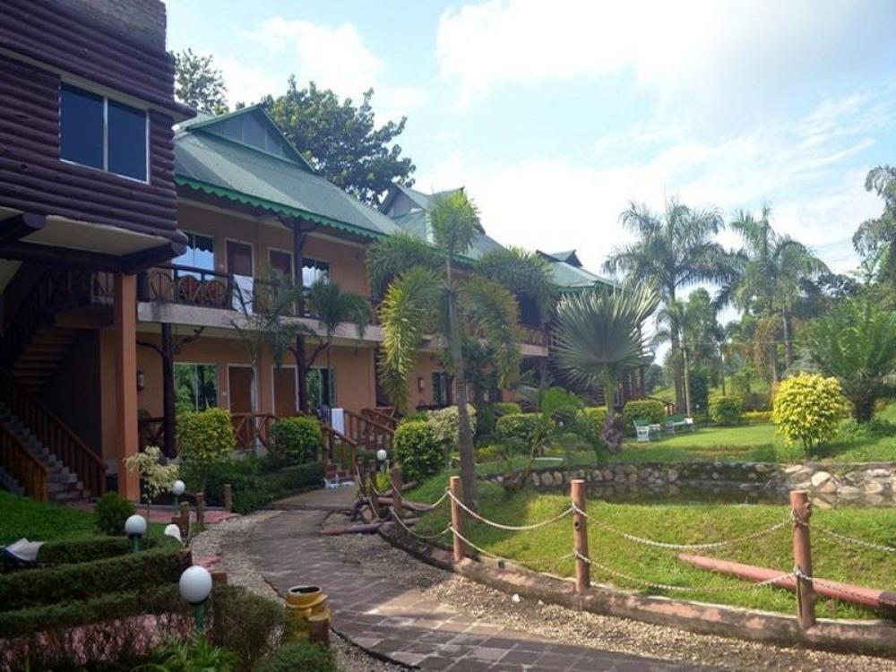 oyo 28412 green touch eco resort