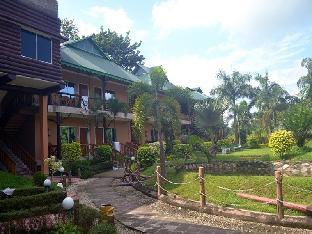 oyo 28412 green touch eco resort