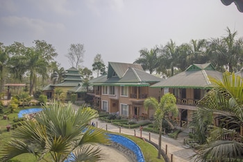 Oyo 28412 Green Touch Eco Resort,1, Lataguri- Rajadanga- Malbazar Road,3 star