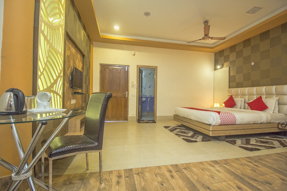 oyo 28412 green touch eco resort