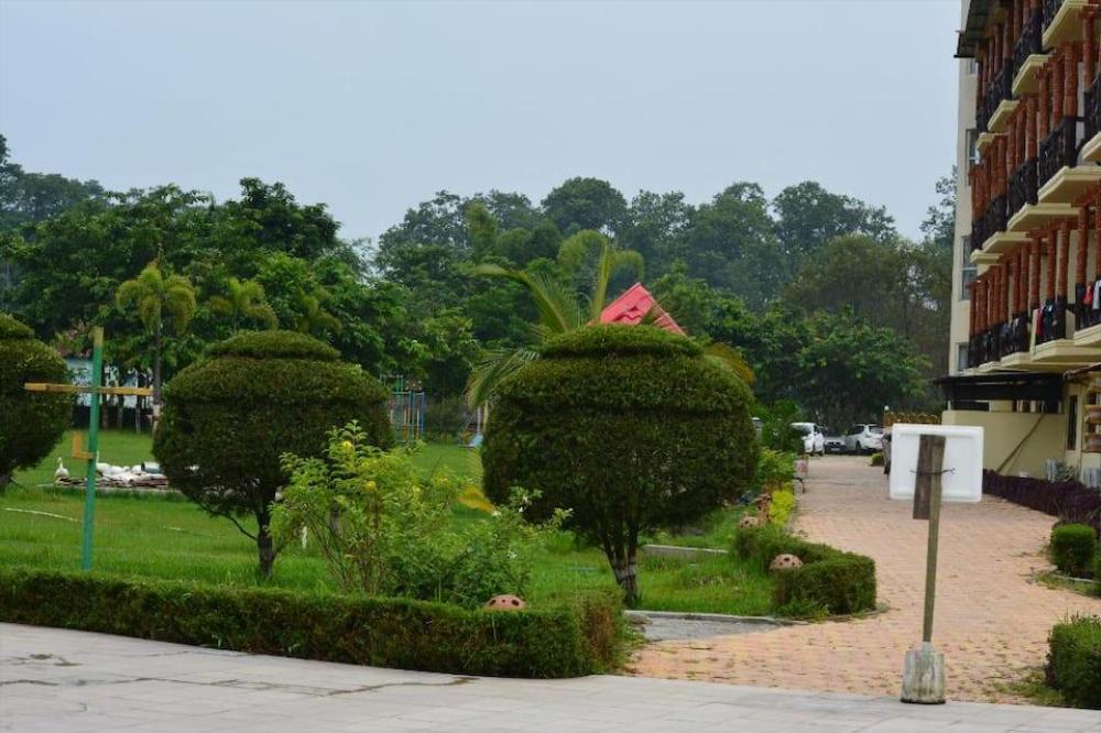 hotel dreamland lataguri