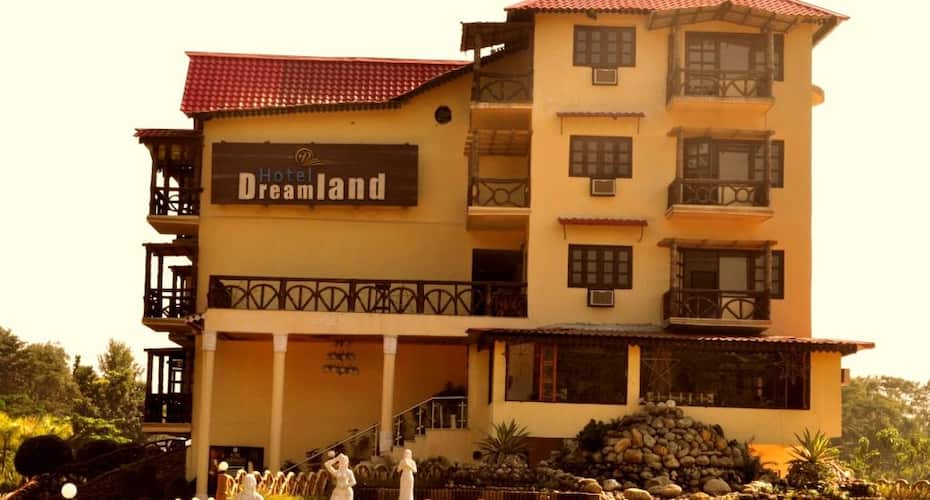hotel dreamland lataguri
