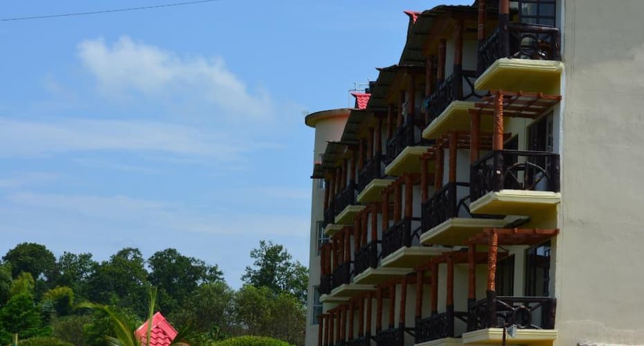 hotel dreamland lataguri