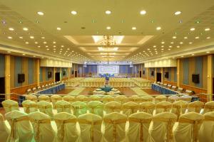 the quilon beach hotel and convention center