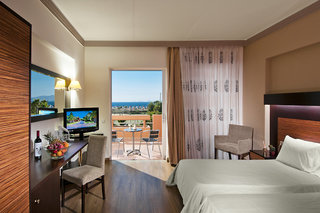 kipriotis village resort all inclusive
