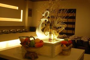 Hotel Royale Ambience,G E Road,3 star