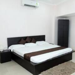 hotel amit regency