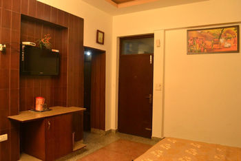 Hotel Suryodaya,Har Ki Pauri,3 star