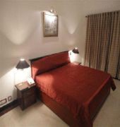 8fold pinecrest by larisa bhimtal