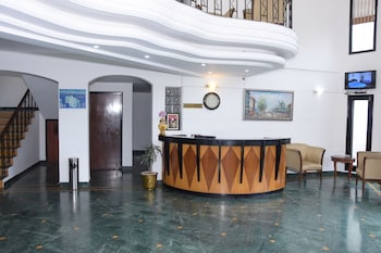 8fold pinecrest by larisa bhimtal