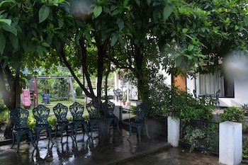 8fold pinecrest by larisa bhimtal