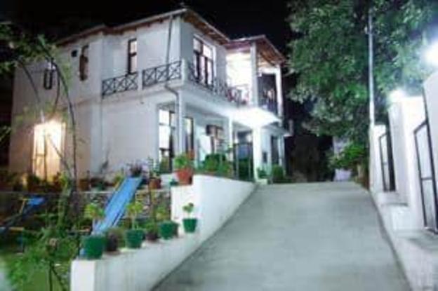hotel maya regency bhimtal