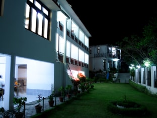 hotel maya regency bhimtal