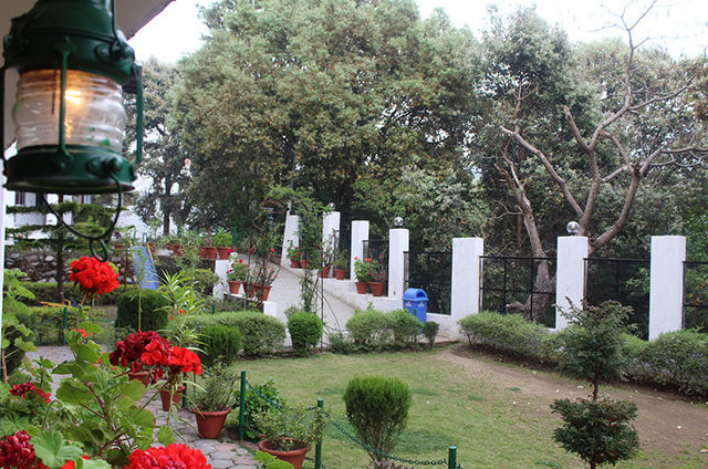 hotel maya regency bhimtal