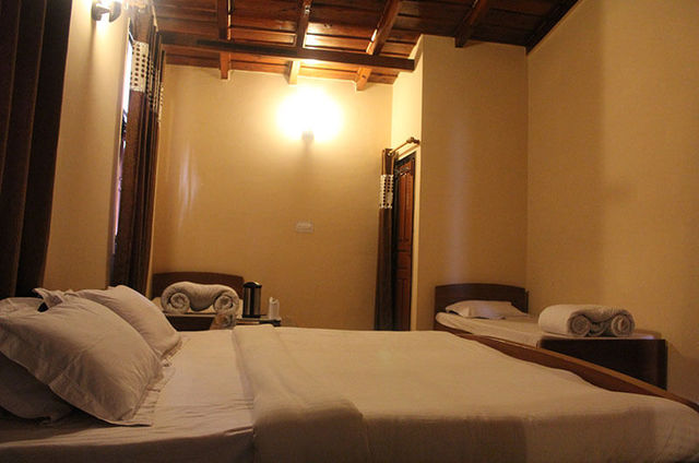 hotel maya regency bhimtal