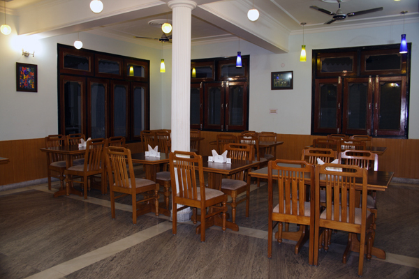 hotel maya regency bhimtal