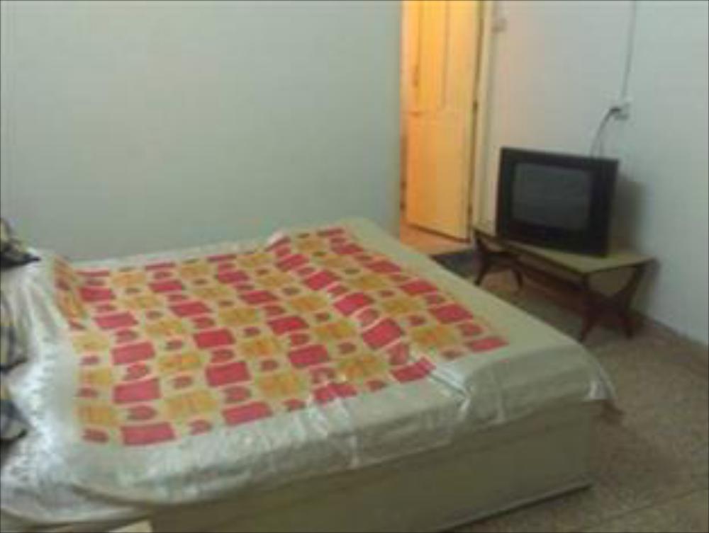 raj hotel