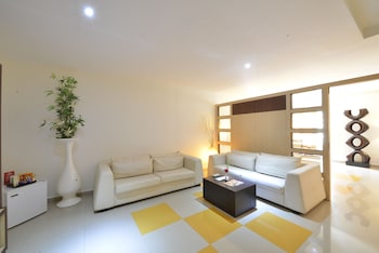 srm hotels