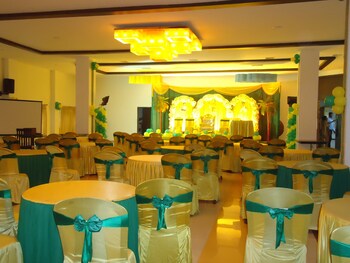 srm hotels