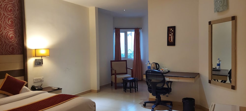 srm hotels