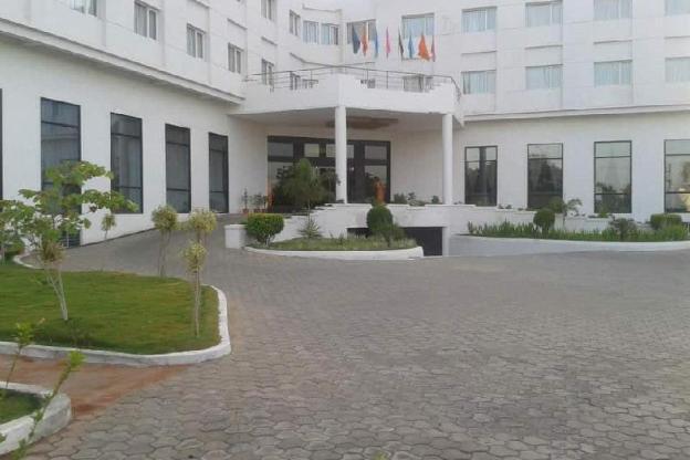 srm hotels