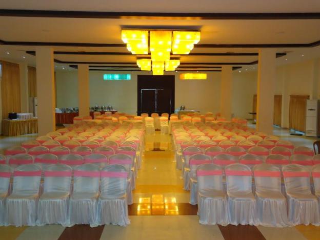 srm hotels