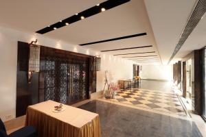 hotel cenneys gateway adults only