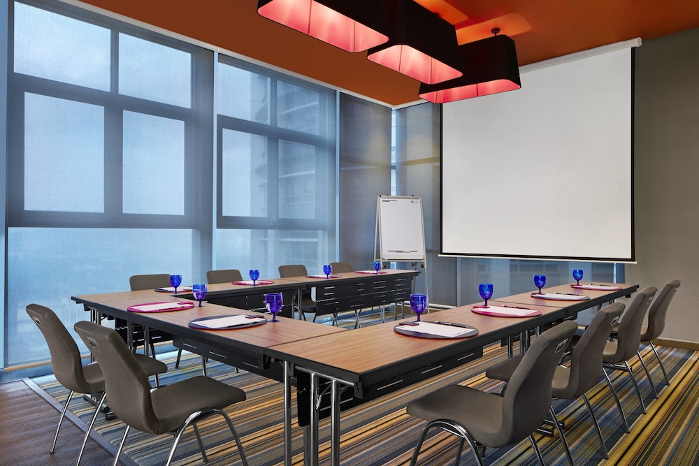 aloft kuala lumpur sentral