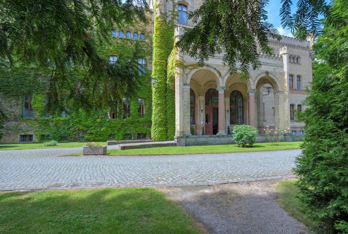 hotel schloss neetzow