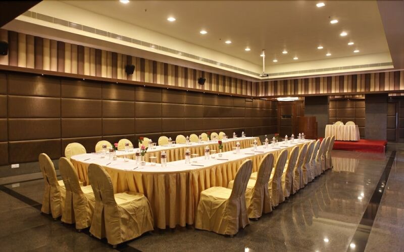 hotel shelton rajamahendri