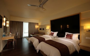 Hotel Shelton Rajamahendri,Near Gowthami Ghat,3 star